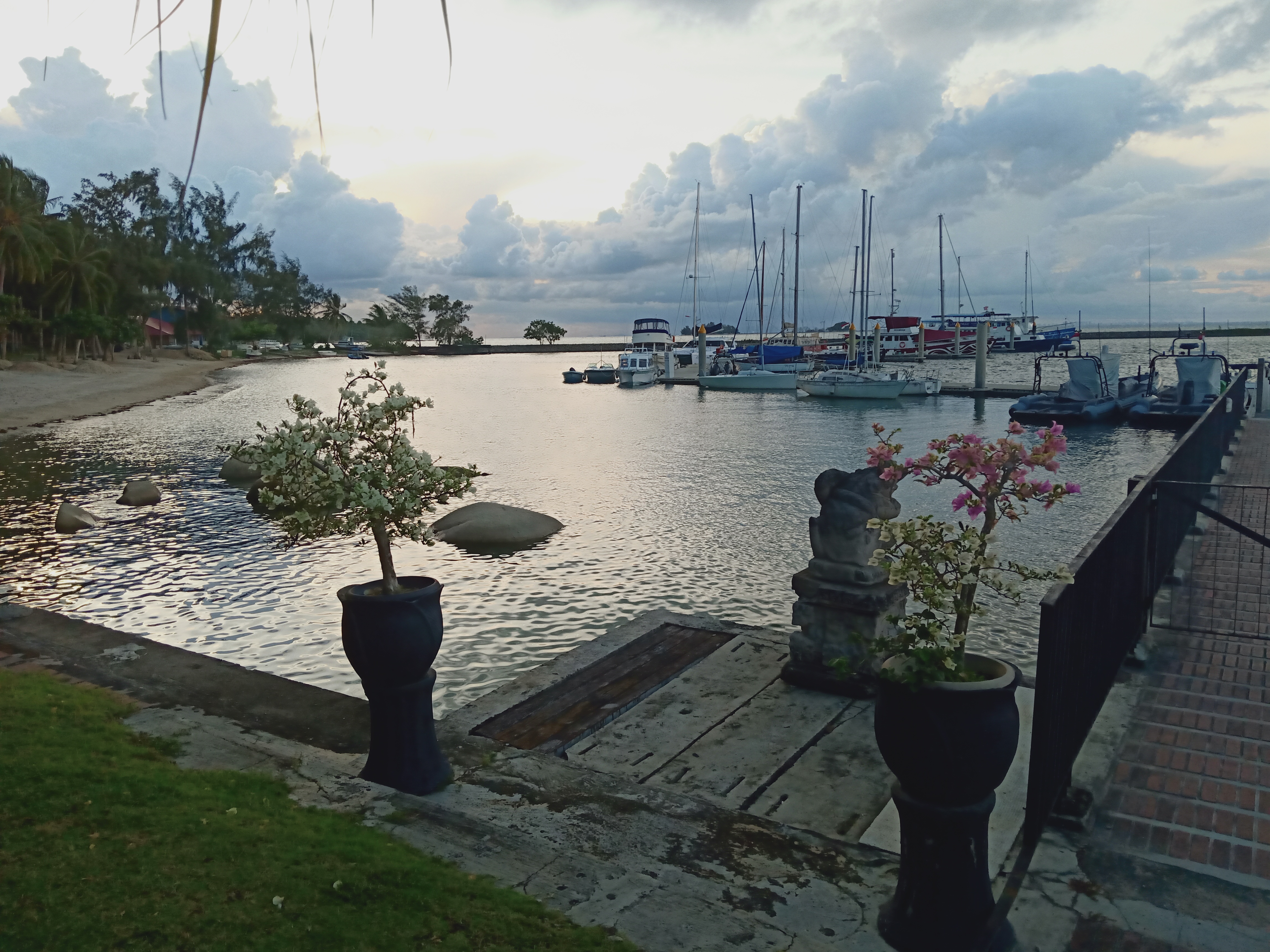 Back to Sebana Cove